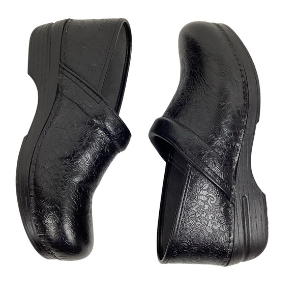 Dansko Professional Tooled Leather Clogs Black - Picture 2 of 12